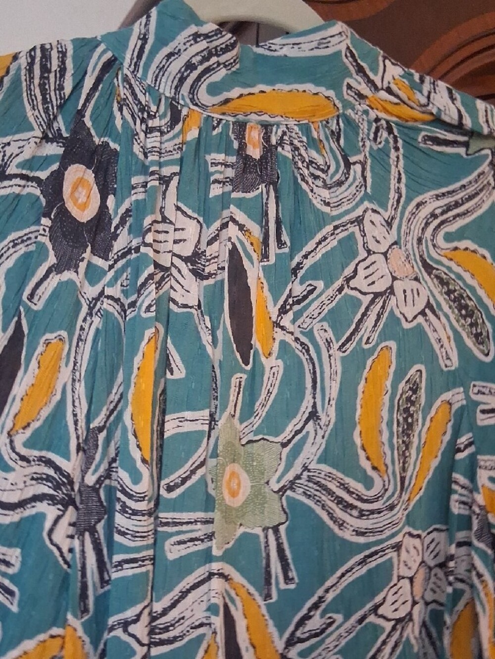 Christian Siriano Teal Floral  V-Neck Boho Style with Yellow And Green Accents - Picture 4 of 6
